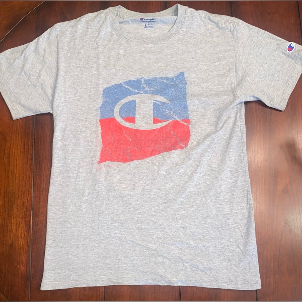 Champion Men’s Medium Gray T-Shirt